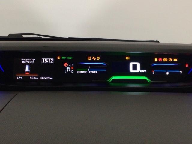 フリード＋ハイブリッド ハイブリッドＧ・ホンダセンシング　ＬＥＤ・フルセグ・メモリナビ・バックカメラ・純正ＡＷ・両側電動ドア・ＥＴＣ　衝突軽減　ＶＳＡ　Ｒカメラ　地デジ　盗難防止装置　スマ－トキ－　ＬＥＤヘッド　エアバッグ　クルーズコントロール　ＡＣ　ＡＢＳ（12枚目）