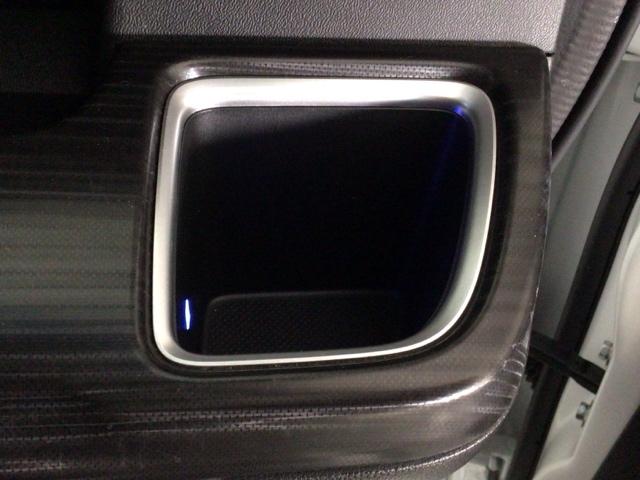 �y�h�����N�z���_�[�z�n���h���̉E���ɂ̓h�����N�z���_�[���t���Ă��܂��B���傤�ǎ�̓͂����ɂ���܂��̂ŁA�Ƃ��Ă��֗��ł���