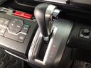 Z HID・フルセグ・メモリナビ・後席モニター・純正AW・両側電動ドア・ETC 横滑防止 イモビ USB接続 地デジTV バックモニタ- 3列シ-ト キーフリー パワーウィンド ETC付 ナビ・TV PS(24枚目)