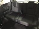 【3列目シート】しっかりした厚みの有るシートになりますので長い時間のドライブでも安心してお乗り頂けます♪