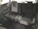 【３列目シート】しっかりした厚みの有るシートになりますので長い時間のドライブでも安心してお乗り頂けます♪