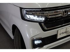 【ＬＥＤヘッドライト】ディスチャージヘッドライト（ＨＩＤ）と同等の明るさで、夜道や雨天走行が明るく視界良好！！フォグライトも装備で、安心感さらにＵＰです♪安心ドライブを楽しんで下さい♪ 3