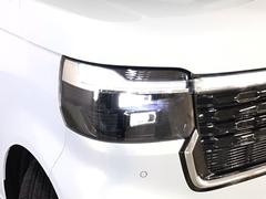 【ＬＥＤヘッドライト】大光量で夜道や雨の日の安心感を高めるＬＥＤヘッドライト。周囲の明るさに応じて自動点灯・消灯／ライトの消し忘れも防げるオートライトコントロール付！ 3