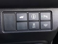 �ھ㳲ʪ���󥵡��ۥ��󥵡������դξ㳲ʪ���Ρ����ȥǥ����ץ졼ɽ���Ǿ㳲ʪ�Ȥε�Υ���Τ餻�����ɥ饤�С������դ�¥���ޤ��� 7