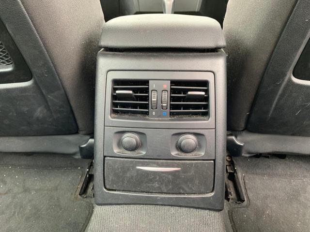 320i 後期モデル・ミラー型ETC・パワーシート・シートメモリー・オートライト・純正ナビ・CDDVD視聴・16インチアルミ・リヤエアコン(26枚目)