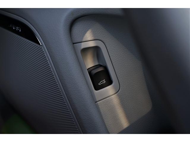 2.8FSIクワトロ 本革シート・クルーズコントロール・BOSEスピーカー・Bluetooth接続・フルセグTV・CD/DVD機能・バックカメラ・パワーシート・シートメモリー・電動リアゲート・ソナーセンサー・ETC(43枚目)
