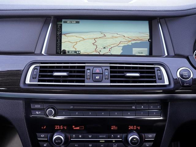 ７シリーズ ７４０ｉ　黒革シート・サンルーフ・クルコン・ナビ・ＴＶ・Ｂｌｕｅｔｏｏｔｈ・バックカメラ・メモリー付きパワーシート・シートヒーター・オートホールド・ＥＴＣ・パワートランク・前後ソナー・オートワイパー（33枚目）