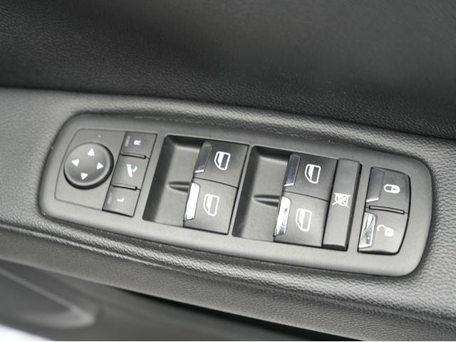 ギブリ ベースグレード 茶本革シート・サンルーフ・21inchアルミホイール・可変バルブ・ダウンサス・スモークテールレンズ・純正ナビ・フルセグTV・Bluetooth・バックカメラ・社外ドラレコ・ETC・オートライト(18枚目)