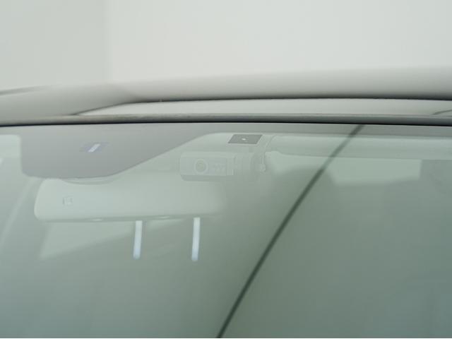 Cクラス C200 CGIブルーエフィシェンシー 黒本革シート・純正ナビ・フルセグTV・ドライブレコーダー・シートヒーター・バックカメラ・シートメモリー・パワーシート・クルーズコントロール・電動格納ミラー・ステアリング電動チルト・ステアリングスイッチ(6枚目)