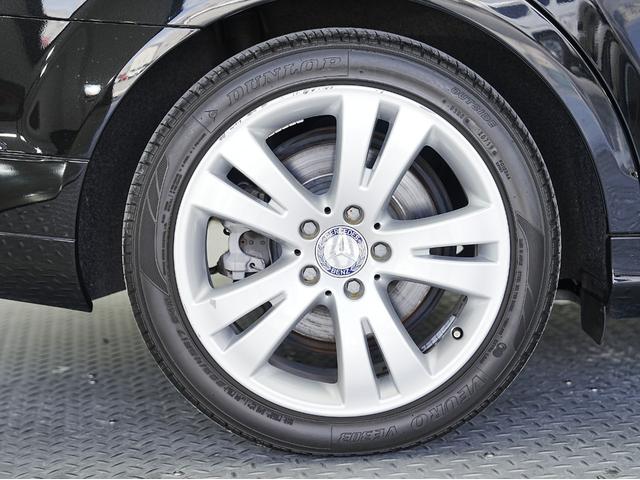 Cクラス C200 CGIブルーエフィシェンシー 黒本革シート・純正ナビ・フルセグTV・ドライブレコーダー・シートヒーター・バックカメラ・シートメモリー・パワーシート・クルーズコントロール・電動格納ミラー・ステアリング電動チルト・ステアリングスイッチ(31枚目)