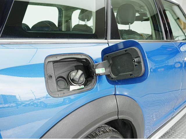 ＭＩＮＩ クーパーＤ　クロスオーバー　オール４　インテリジェントセーフティ・ＡＣＣ・バックカメラ・電子パーキング・シートヒーター・アイドリングストップ・ソナーセンサー・パワーバックドア・Ｂｌｕｅｔｏｏｔｈ・コンフォートアクセス・ＵＳＢソケット（26枚目）