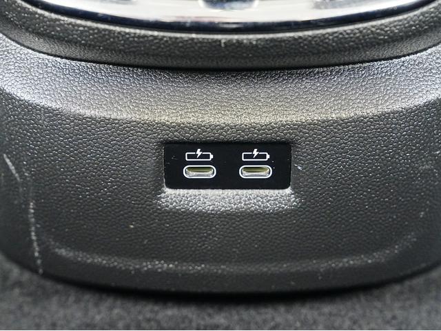 ＭＩＮＩ クーパーＤ　クロスオーバー　オール４　インテリジェントセーフティ・ＡＣＣ・バックカメラ・電子パーキング・シートヒーター・アイドリングストップ・ソナーセンサー・パワーバックドア・Ｂｌｕｅｔｏｏｔｈ・コンフォートアクセス・ＵＳＢソケット（50枚目）