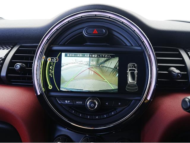 ＭＩＮＩ ジョンクーパーワークス　ペッパーパッケージ・ヘッドアップディスプレイ・ナビ２０２５年更新済み・ＬＥＤヘッドライト・社外レーダー・ソナーセンサー・Ｂｌｕｅｔｏｏｔｈ・アイドリングストップ・オートライト・オートワイパー（9枚目）