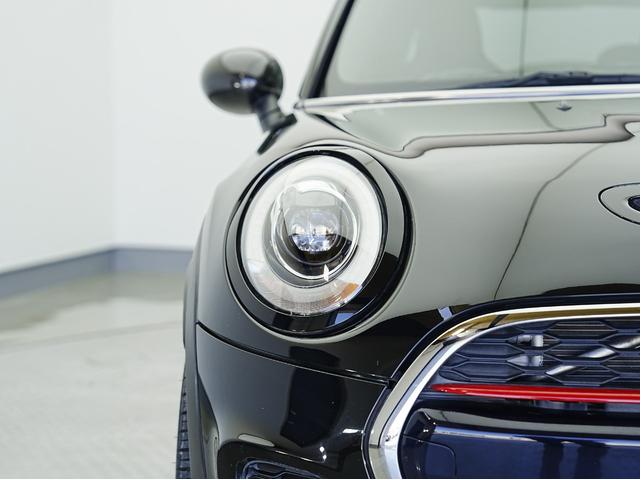 ＭＩＮＩ ジョンクーパーワークス　ペッパーパッケージ・ヘッドアップディスプレイ・ナビ２０２５年更新済み・ＬＥＤヘッドライト・社外レーダー・ソナーセンサー・Ｂｌｕｅｔｏｏｔｈ・アイドリングストップ・オートライト・オートワイパー（18枚目）