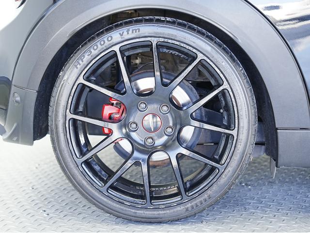 ＭＩＮＩ ジョンクーパーワークス　ペッパーパッケージ・ヘッドアップディスプレイ・ナビ２０２５年更新済み・ＬＥＤヘッドライト・社外レーダー・ソナーセンサー・Ｂｌｕｅｔｏｏｔｈ・アイドリングストップ・オートライト・オートワイパー（29枚目）