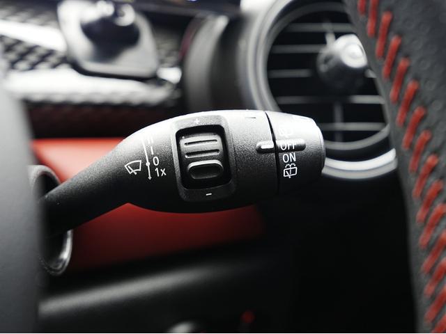 ＭＩＮＩ ジョンクーパーワークス　ペッパーパッケージ・ヘッドアップディスプレイ・ナビ２０２５年更新済み・ＬＥＤヘッドライト・社外レーダー・ソナーセンサー・Ｂｌｕｅｔｏｏｔｈ・アイドリングストップ・オートライト・オートワイパー（56枚目）