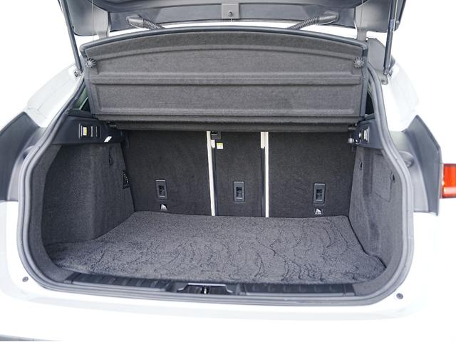 JAGUAR F-PACE PRESTIGE