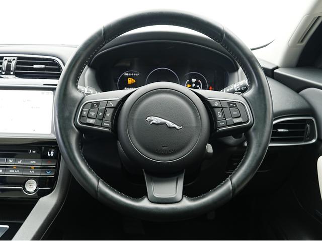 JAGUAR F-PACE PRESTIGE