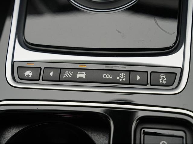 JAGUAR F-PACE PRESTIGE