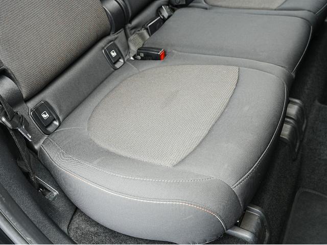 ＭＩＮＩ クーパーＤ　クロスオーバー　前後ドラレコ・ＡＣＣ・ＬＥＤヘッドライト・パワーバックドア・インテリジェントセーフティ・電動リヤゲート・純正ナビ・Ｂｌｕｅｔｏｏｔｈ・バックカメラ・後席フィルム・後方ソナーセンサー・オートワイパー（46枚目）