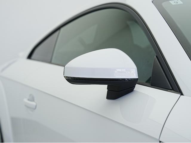 TTクーペ 2.0TFSI クワトロ Sラインパッケージ マトリクスLED・ハーフレザーシート・純正18インチSラインAW・バーチャルコックピット・リヤウイング・後席フィルム・フルセグTV・Bluetooth・アイドリングストップ・シーケンシャルターンランプ(16枚目)