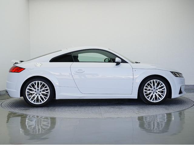 TTクーペ 2.0TFSI クワトロ Sラインパッケージ マトリクスLED・ハーフレザーシート・純正18インチSラインAW・バーチャルコックピット・リヤウイング・後席フィルム・フルセグTV・Bluetooth・アイドリングストップ・シーケンシャルターンランプ(21枚目)