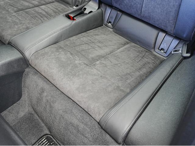 TTクーペ 2.0TFSI クワトロ Sラインパッケージ マトリクスLED・ハーフレザーシート・純正18インチSラインAW・バーチャルコックピット・リヤウイング・後席フィルム・フルセグTV・Bluetooth・アイドリングストップ・シーケンシャルターンランプ(43枚目)