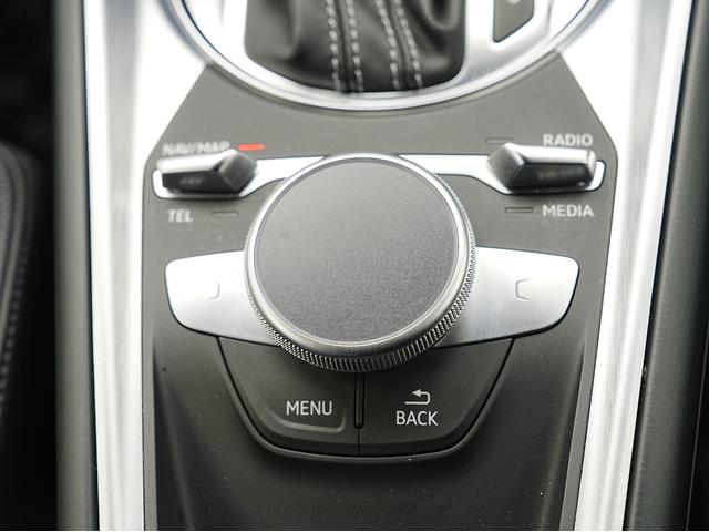 TTクーペ 2.0TFSI クワトロ Sラインパッケージ マトリクスLED・ハーフレザーシート・純正18インチSラインAW・バーチャルコックピット・リヤウイング・後席フィルム・フルセグTV・Bluetooth・アイドリングストップ・シーケンシャルターンランプ(67枚目)