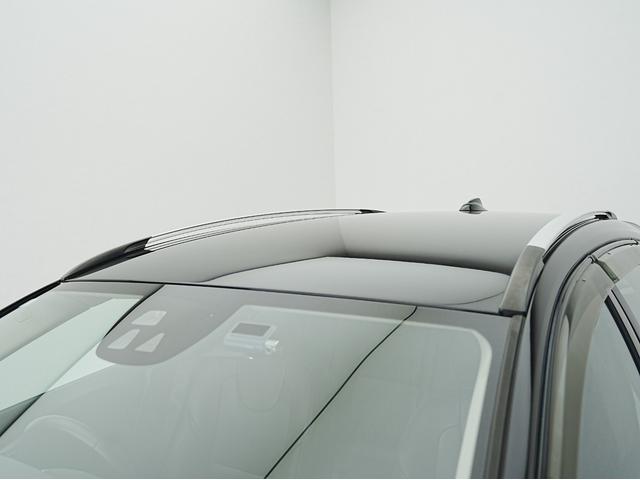 VOLVO V40 CROSS COUNTRY D4 SUMMUM