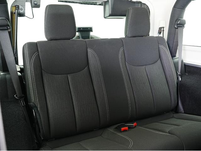 ジープ・ラングラー サハラ 後期モデル・純正オーディオ・アルパインスピーカー・クルーズコントロール・オートライト・ヒルディセントコントロール・ETC・トランスファーレバー・スペアキー・ステアリングスイッチ(43枚目)