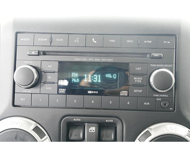 ジープ・ラングラー サハラ 後期モデル・純正オーディオ・アルパインスピーカー・クルーズコントロール・オートライト・ヒルディセントコントロール・ETC・トランスファーレバー・スペアキー・ステアリングスイッチ(53枚目)