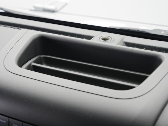 ジープ・ラングラー サハラ 後期モデル・純正オーディオ・アルパインスピーカー・クルーズコントロール・オートライト・ヒルディセントコントロール・ETC・トランスファーレバー・スペアキー・ステアリングスイッチ(67枚目)