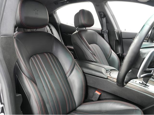 ギブリ ベースグレード ディーゼル・黒本革シート・レースチップサブコン・赤キャリパー・純正ナビ・フルセグ・Bluetooth・バックカメラ・クルーズコントロール・前方ドラレコ・後席フィルム・ETC・パドルシフト・オートライト(11枚目)