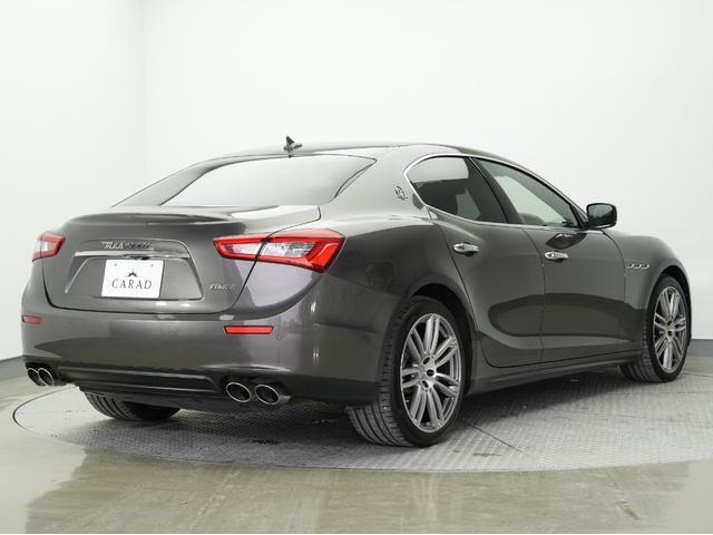 ギブリ ベースグレード ディーゼル・黒本革シート・レースチップサブコン・赤キャリパー・純正ナビ・フルセグ・Bluetooth・バックカメラ・クルーズコントロール・前方ドラレコ・後席フィルム・ETC・パドルシフト・オートライト(28枚目)