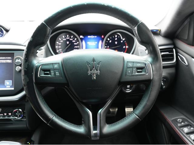 ギブリ ベースグレード ディーゼル・黒本革シート・レースチップサブコン・赤キャリパー・純正ナビ・フルセグ・Bluetooth・バックカメラ・クルーズコントロール・前方ドラレコ・後席フィルム・ETC・パドルシフト・オートライト(50枚目)