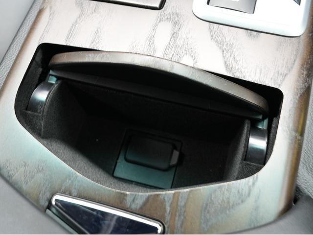 ギブリ ベースグレード ディーゼル・黒本革シート・レースチップサブコン・赤キャリパー・純正ナビ・フルセグ・Bluetooth・バックカメラ・クルーズコントロール・前方ドラレコ・後席フィルム・ETC・パドルシフト・オートライト(70枚目)