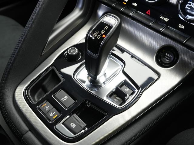 「キズやエンジンの状態は？」「イヤな臭いはしない？」「修理歴や水没車じゃないか気になる！」どんな小さな不安でもお答えします。お気軽にお問い合わせください！