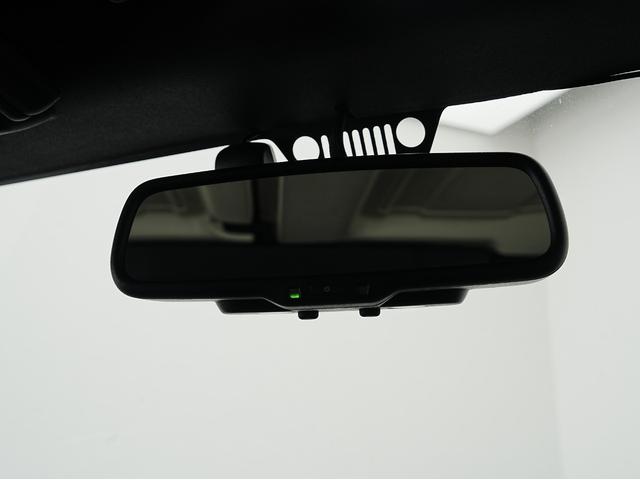 ジープ・ラングラー サハラ 後期モデル・黒茶コンビ本革調シートカバー・カロッツェリアナビ・フルセグTV・Bluetooth・フロントカメラ・バックカメラ・メッキフロントグリル・サイドバイザー・アシストグリップ・ETC・クルコン(77枚目)