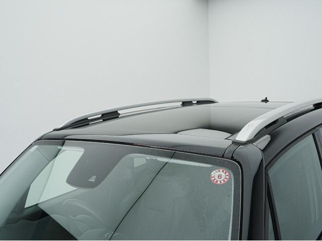 ジープ・レネゲード リミテッド 黒本革シート・サンルーフ・ステアリングヒーター・パワーシート・純正オーディオ・バックカメラ・Bluetooth・レーンキープ・BSM・後方ソナー・プライバシーガラス・シートヒーター・ETC・クルコン(7枚目)