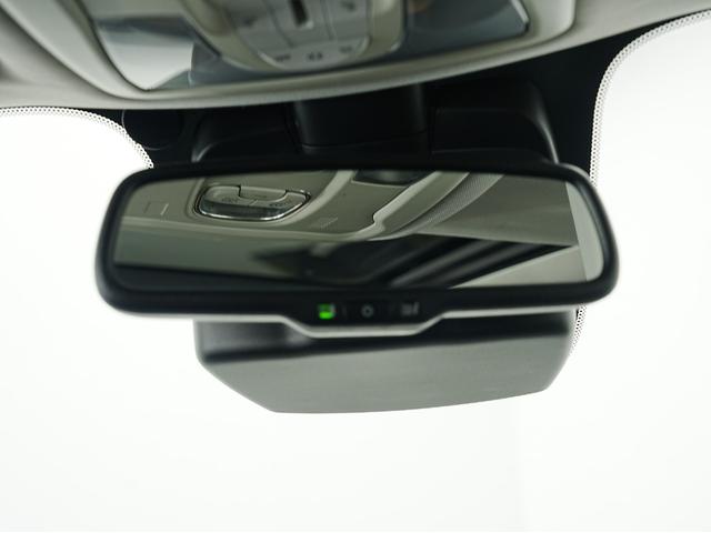 ジープ・レネゲード リミテッド 黒本革シート・サンルーフ・ステアリングヒーター・パワーシート・純正オーディオ・バックカメラ・Bluetooth・レーンキープ・BSM・後方ソナー・プライバシーガラス・シートヒーター・ETC・クルコン(73枚目)