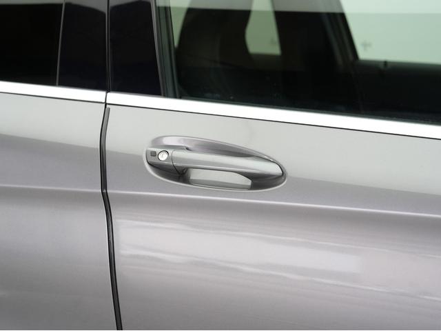 GLAクラス GLA250 4マチック スポーツ 黒本革シート・パノラミックスライディングルーフ・純正前後ドラレコ・純正ルーフキャリア・ハーマンカードンスピーカー・シートヒーター・純正ナビ・フルセグTV・BSM・レーダーセーフティ・前後ソナーセンサー(25枚目)