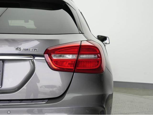 GLAクラス GLA250 4マチック スポーツ 黒本革シート・パノラミックスライディングルーフ・純正前後ドラレコ・純正ルーフキャリア・ハーマンカードンスピーカー・シートヒーター・純正ナビ・フルセグTV・BSM・レーダーセーフティ・前後ソナーセンサー(32枚目)