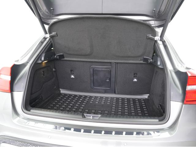 GLAクラス GLA250 4マチック スポーツ 黒本革シート・パノラミックスライディングルーフ・純正前後ドラレコ・純正ルーフキャリア・ハーマンカードンスピーカー・シートヒーター・純正ナビ・フルセグTV・BSM・レーダーセーフティ・前後ソナーセンサー(34枚目)