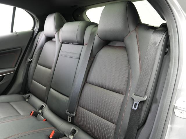 GLAクラス GLA250 4マチック スポーツ 黒本革シート・パノラミックスライディングルーフ・純正前後ドラレコ・純正ルーフキャリア・ハーマンカードンスピーカー・シートヒーター・純正ナビ・フルセグTV・BSM・レーダーセーフティ・前後ソナーセンサー(49枚目)