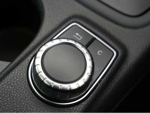 GLAクラス GLA250 4マチック スポーツ 黒本革シート・パノラミックスライディングルーフ・純正前後ドラレコ・純正ルーフキャリア・ハーマンカードンスピーカー・シートヒーター・純正ナビ・フルセグTV・BSM・レーダーセーフティ・前後ソナーセンサー(73枚目)