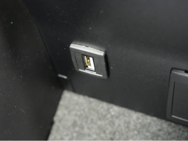 GLAクラス GLA250 4マチック スポーツ 黒本革シート・パノラミックスライディングルーフ・純正前後ドラレコ・純正ルーフキャリア・ハーマンカードンスピーカー・シートヒーター・純正ナビ・フルセグTV・BSM・レーダーセーフティ・前後ソナーセンサー(76枚目)