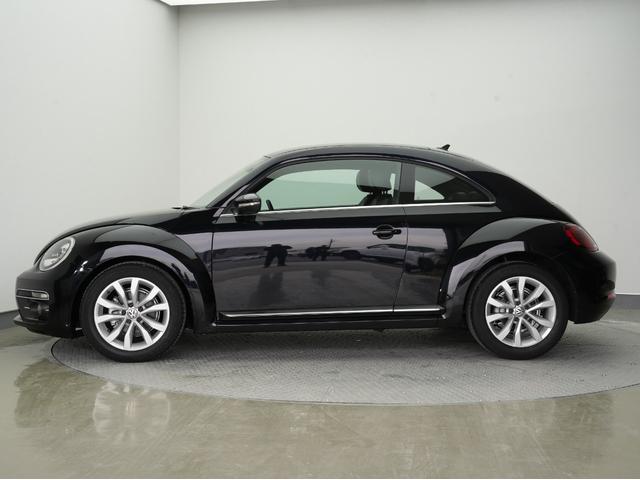 ザ・ビートル デザインマイスター 後期モデル・黒本革シート・プッシュスタート・純正ナビ・フルセグTV・Bluetooth・バックカメラ・BSM・クルーズコントロール・パドルシフト・オートライト・オートエアコン(35枚目)