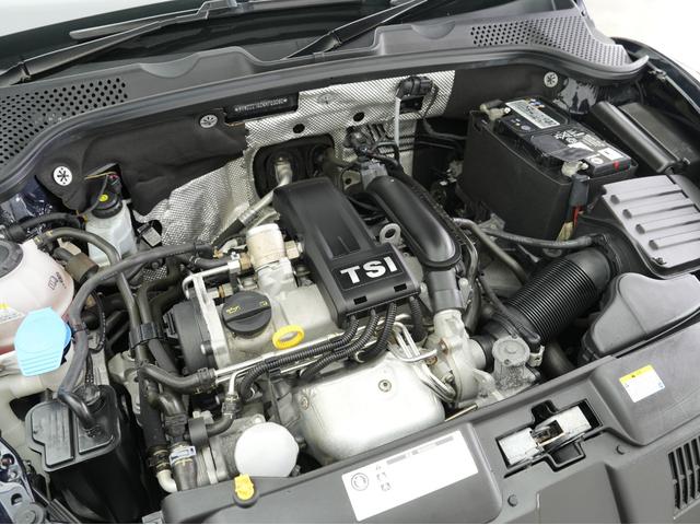 ザ・ビートル デザインマイスター 後期モデル・黒本革シート・プッシュスタート・純正ナビ・フルセグTV・Bluetooth・バックカメラ・BSM・クルーズコントロール・パドルシフト・オートライト・オートエアコン(36枚目)