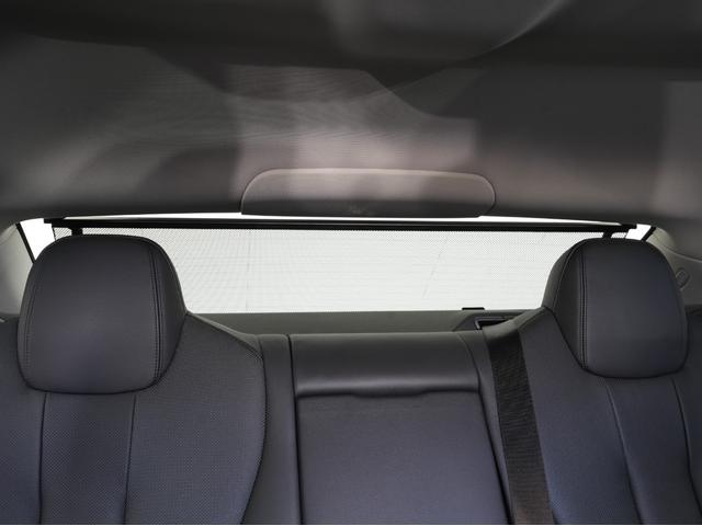 6シリーズ 640iグランクーペ 黒本革シート・サンルーフ・シートクーラー・LEDヘッドライト・純正ナビ・フルセグTV・Bluetooth・バックカメラ・前後ソナーセンサー・シートヒーター・オートホールド・ETC・パドルシフト(8枚目)