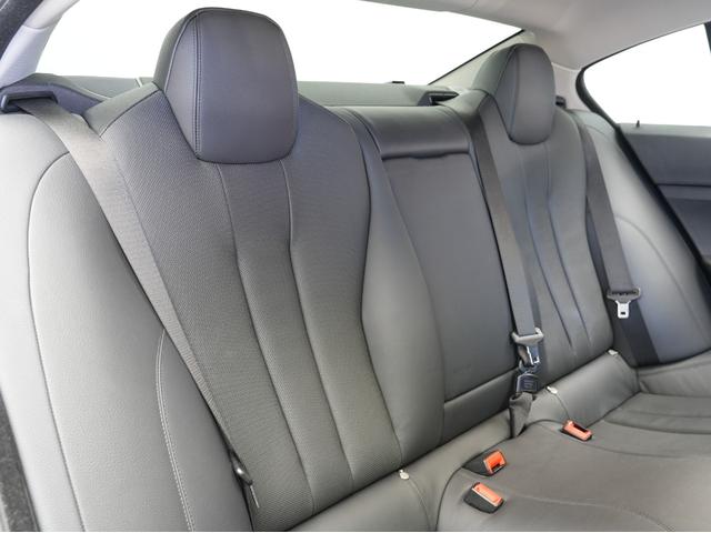 6シリーズ 640iグランクーペ 黒本革シート・サンルーフ・シートクーラー・LEDヘッドライト・純正ナビ・フルセグTV・Bluetooth・バックカメラ・前後ソナーセンサー・シートヒーター・オートホールド・ETC・パドルシフト(45枚目)